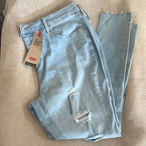 Levi's Women's Distressed Light Blue Skinny Jeans